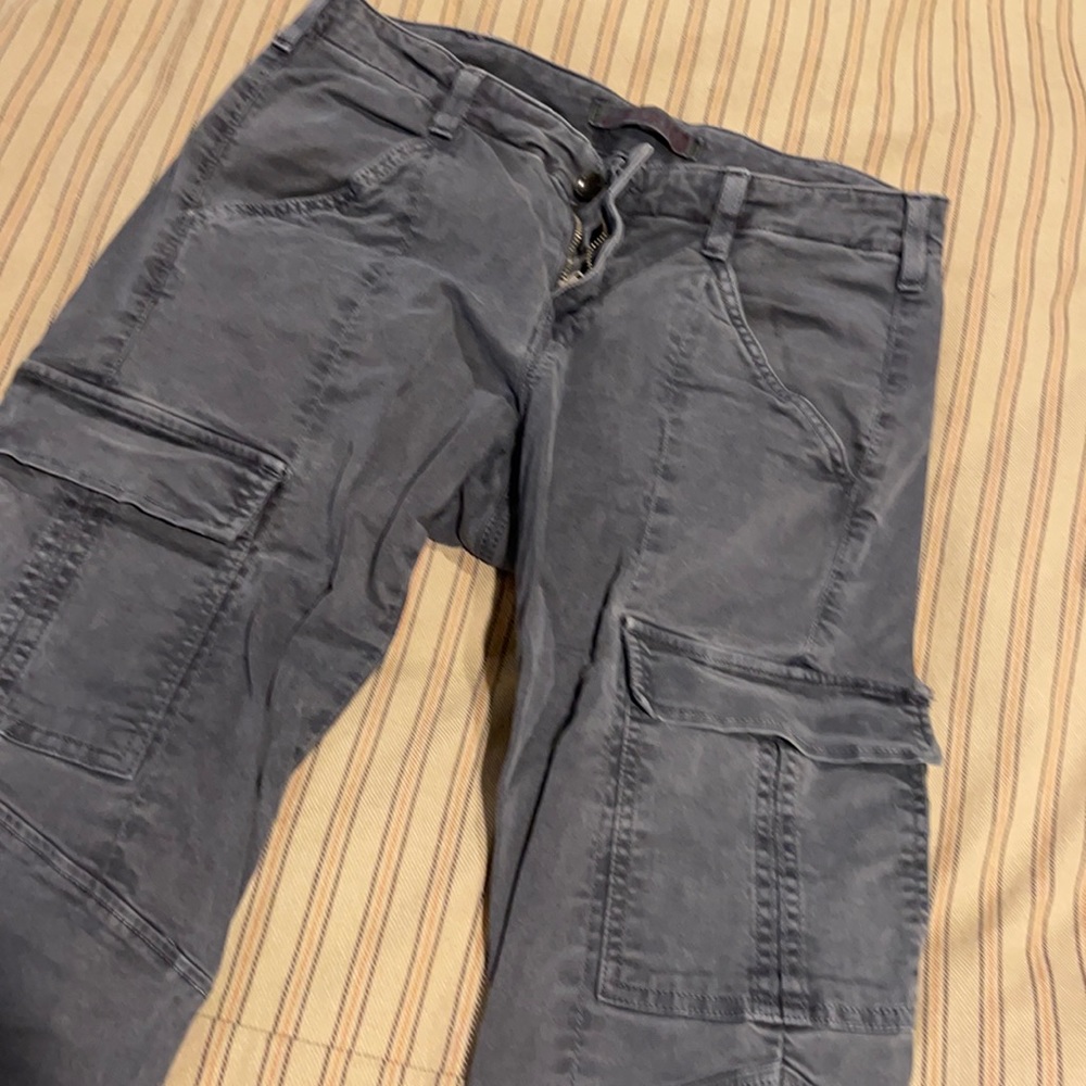 Skinny cargo pants